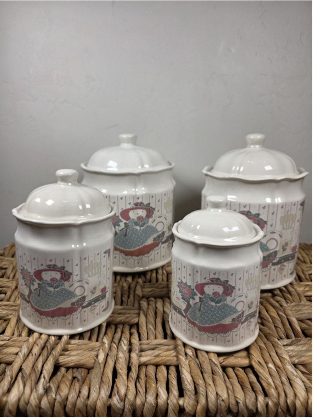 Vintage 1988 CHD Country Kitty Cat Ceramic Canister Set 4 Pc Cottagecore Lidded